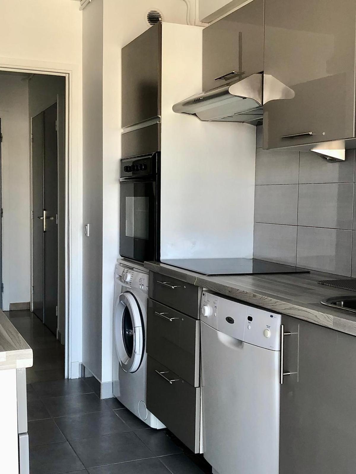 Park Apartment *